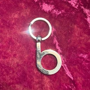 Bloomingdale’s b key ring